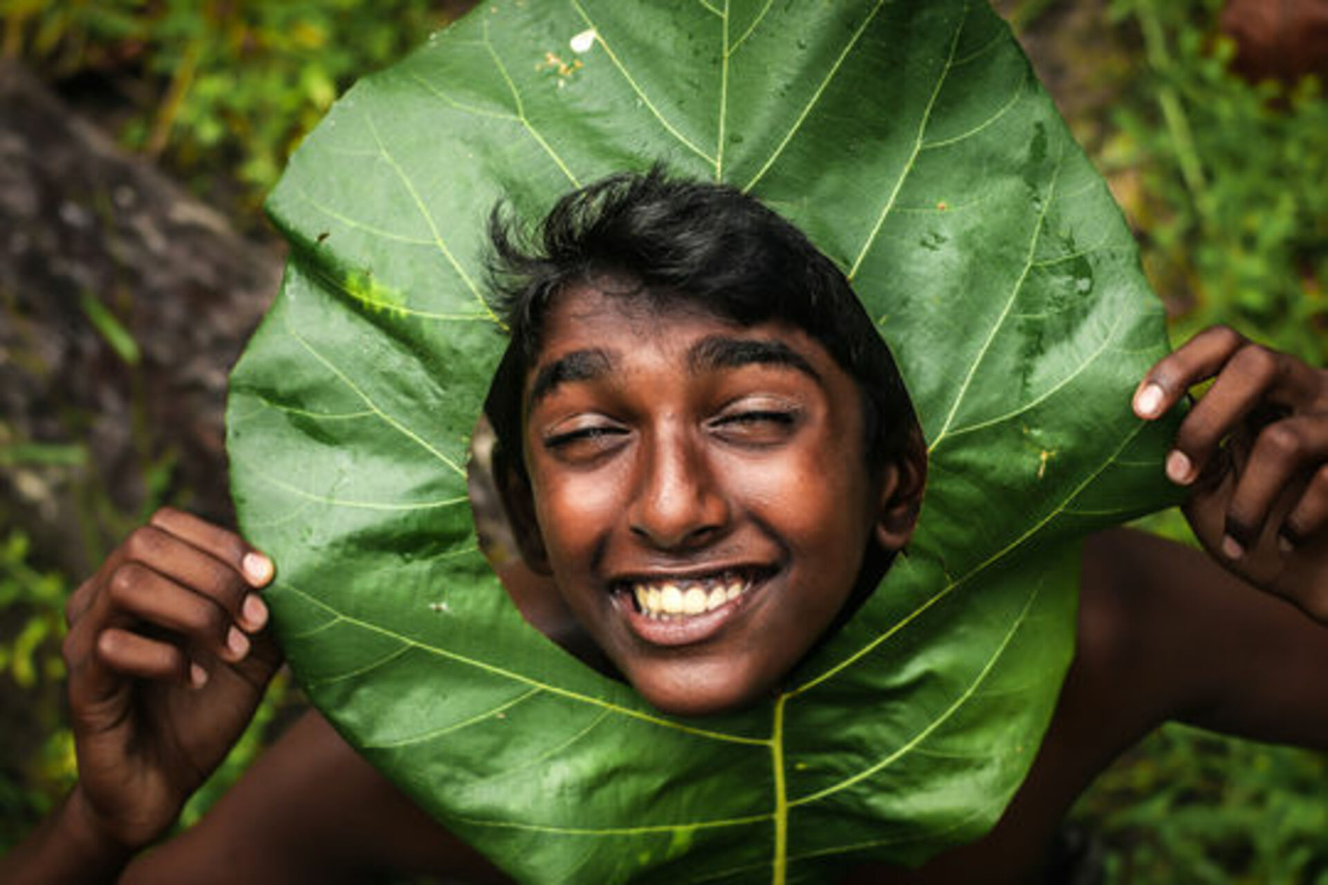 Welcome to Crowds, iPhone users! example photo