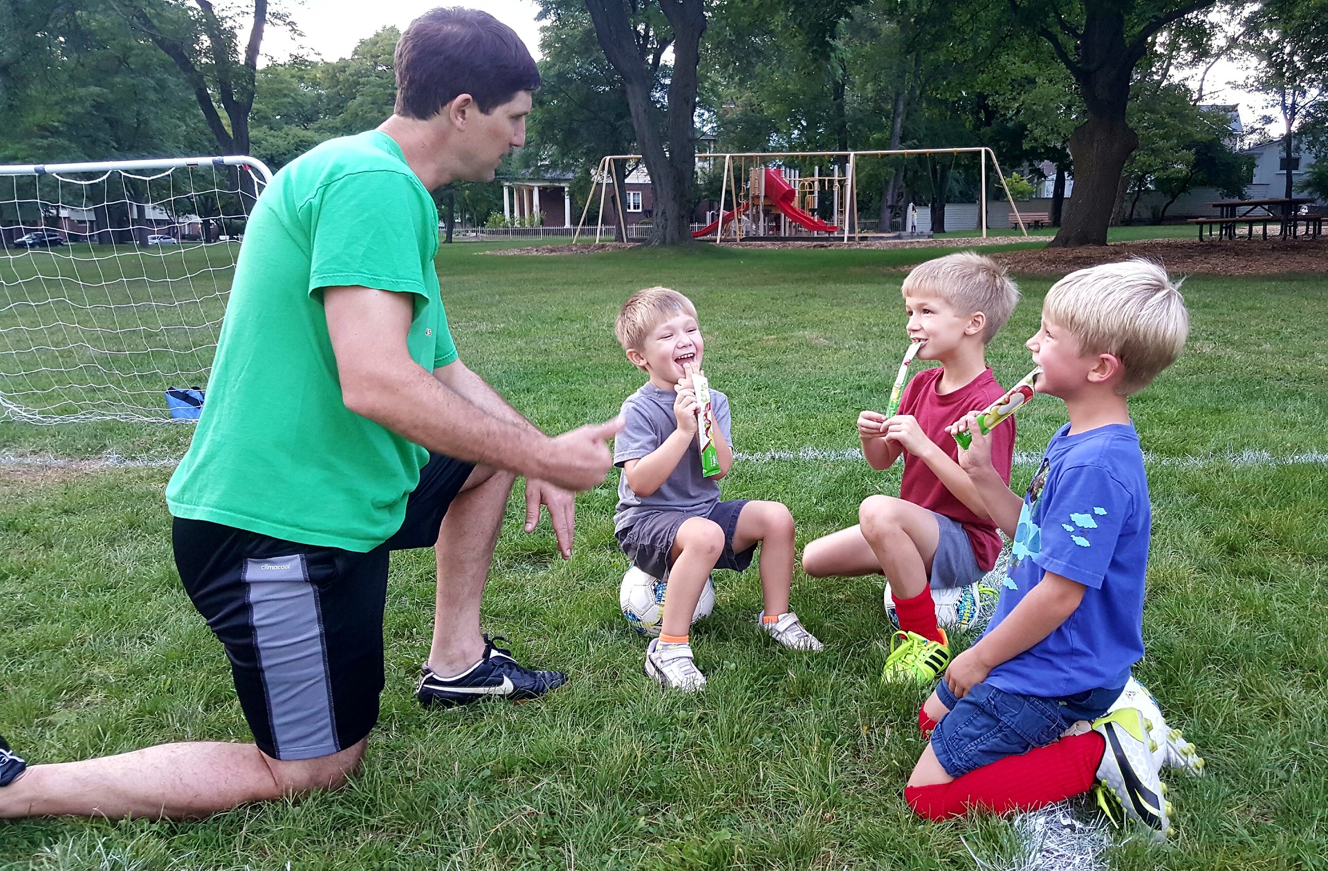 Parents and kids enjoying Buddy Fruits example photo
