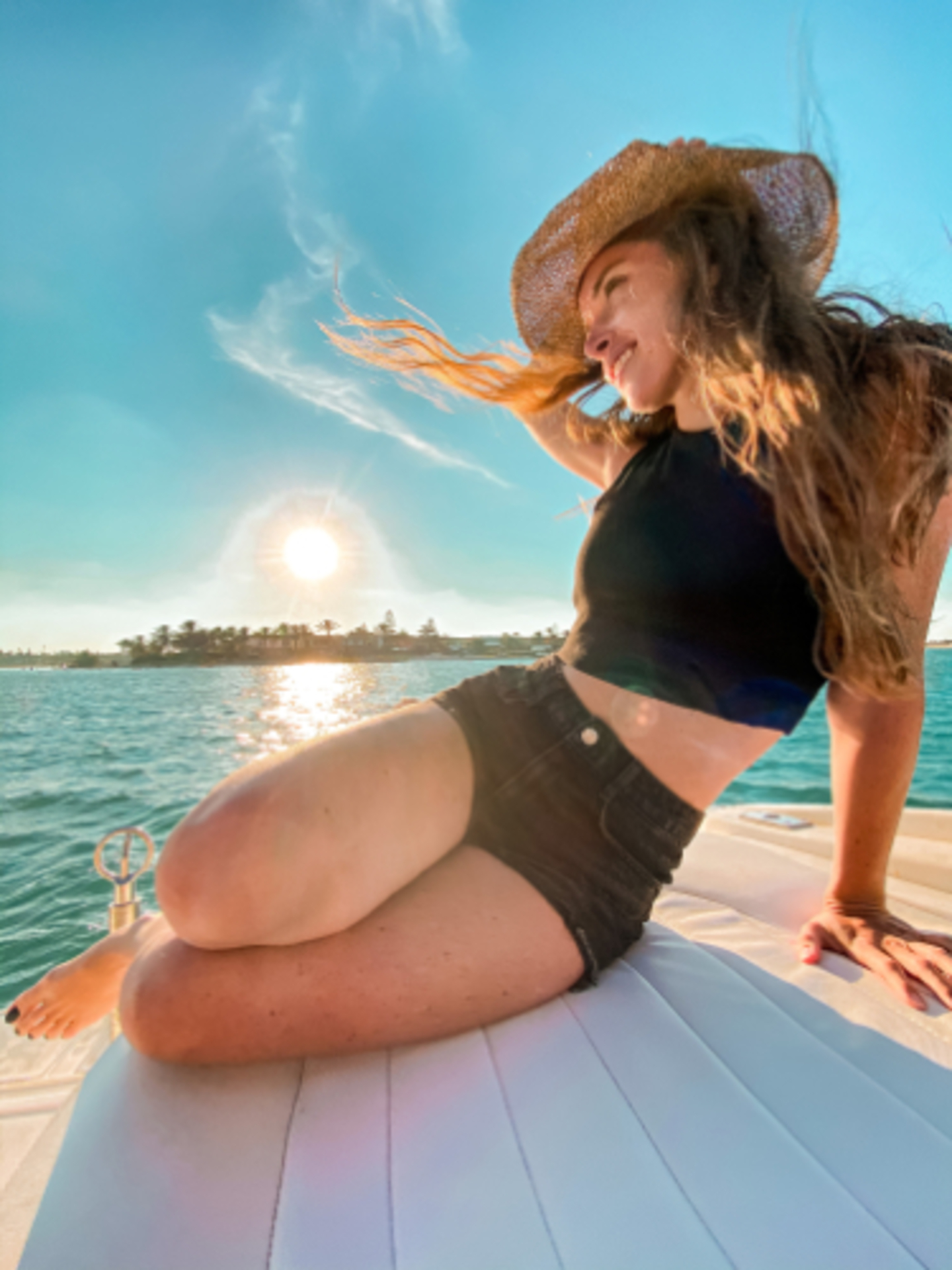 Be authentic: Summer Outfits 👙 🩳 example photo