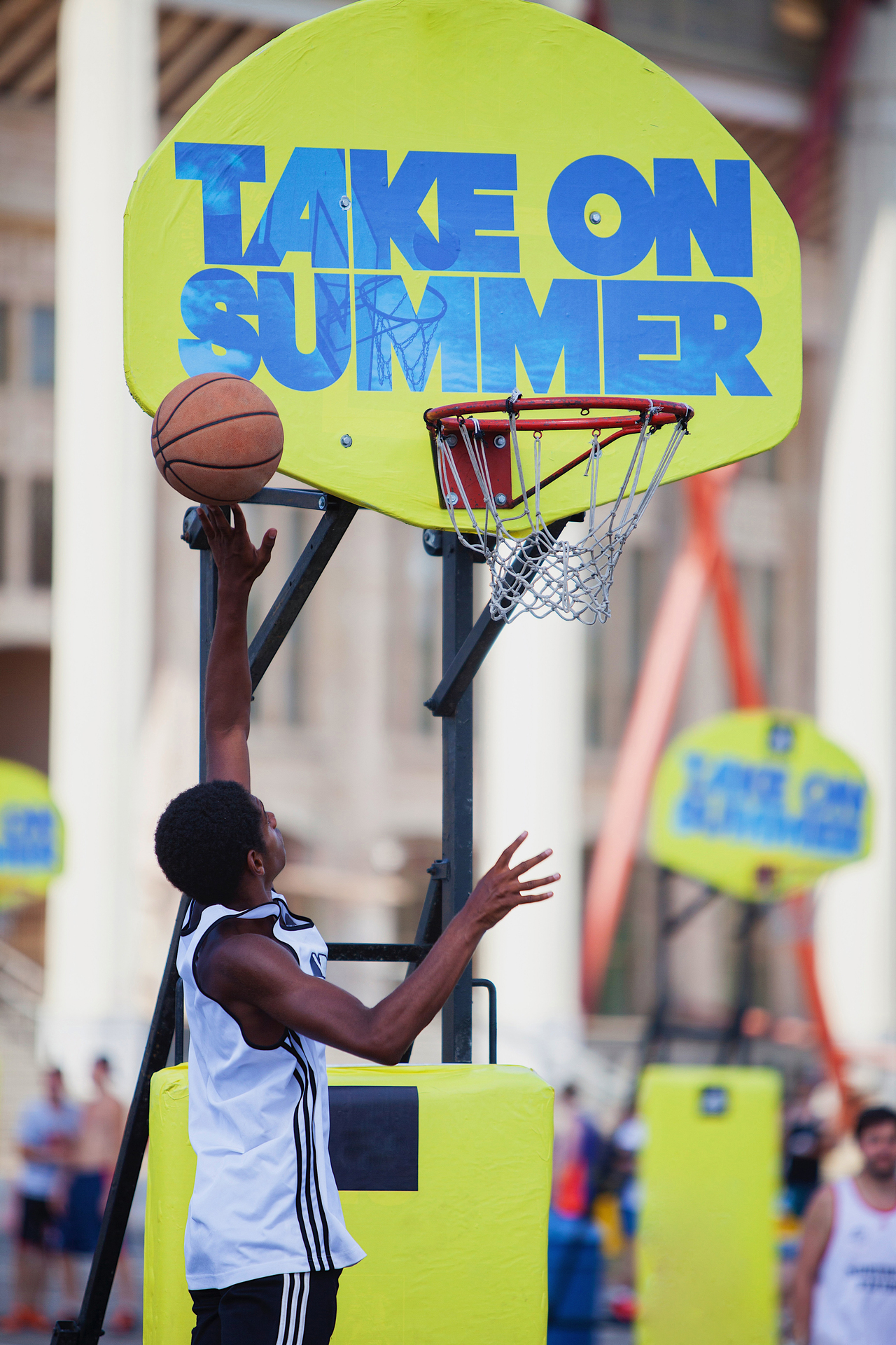 How do you shoot your hoops